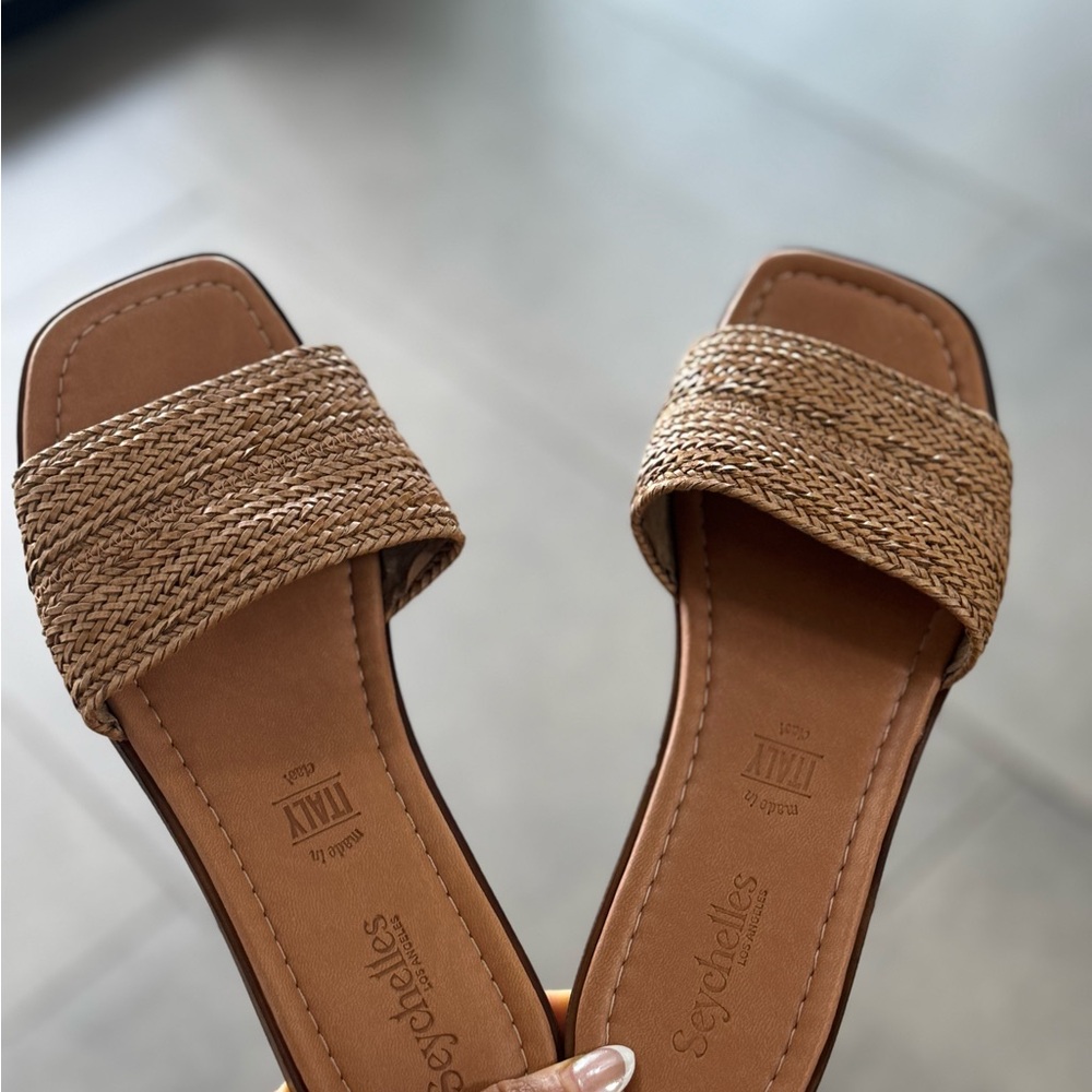 Seychelles Tan Woven Sandals for Casual Comfort